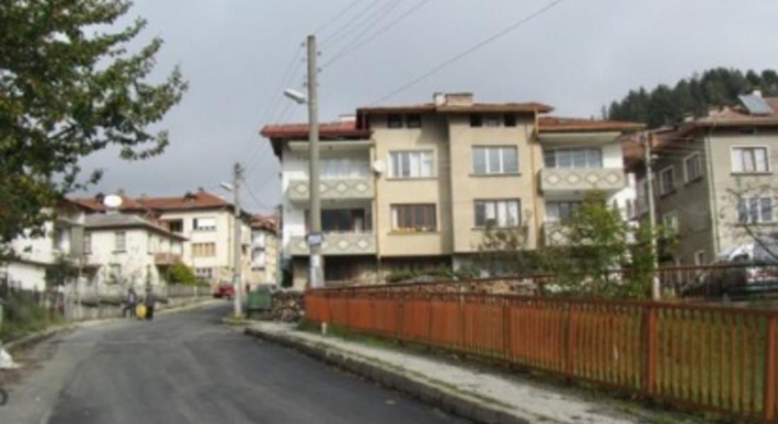 19 улици в града и селата са асфалтирани през тази година в община Смолян, дупки са запълнени в девет улици