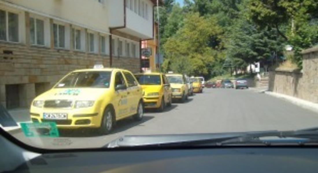  Намалиха броя на такситата в Смолян 