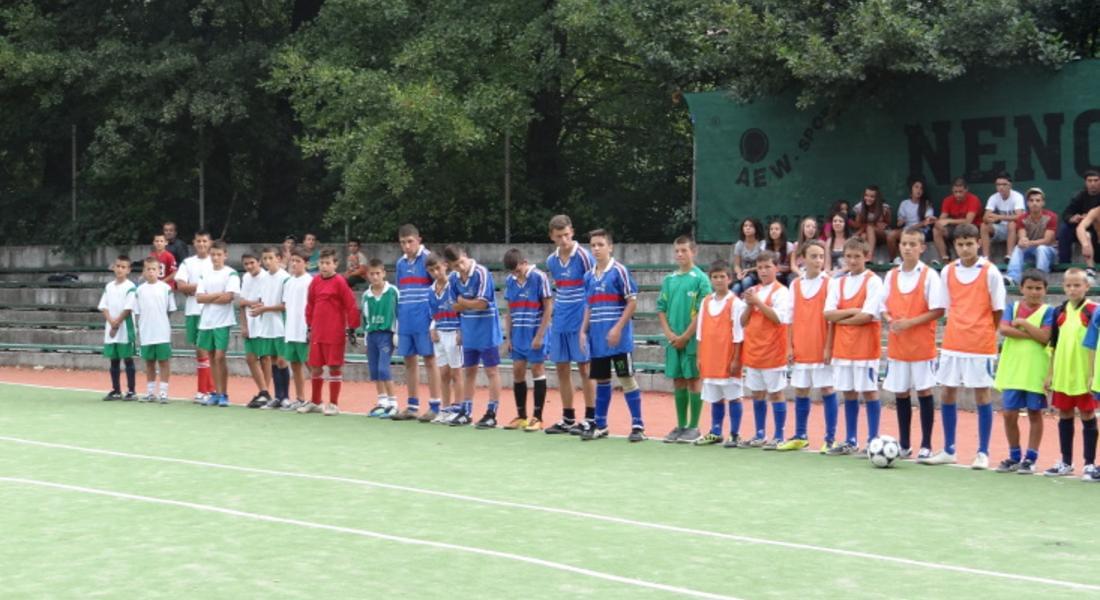 16 отбора участваха в турнир по футбол в Девин