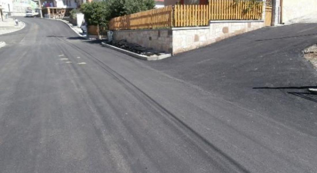  Завърши асфалтирането на три улици в Доспат, подготвят се още в пет населени места