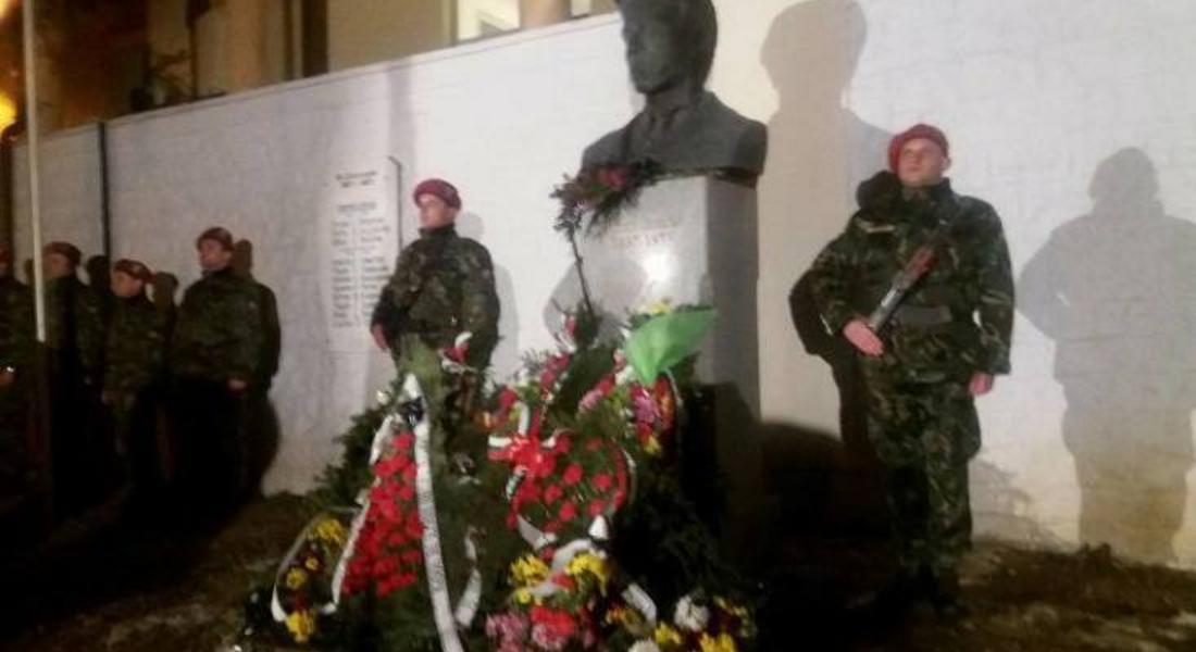  Смолян ще почете паметта на Левски с митинг- заря, военни почести и факелно шествие