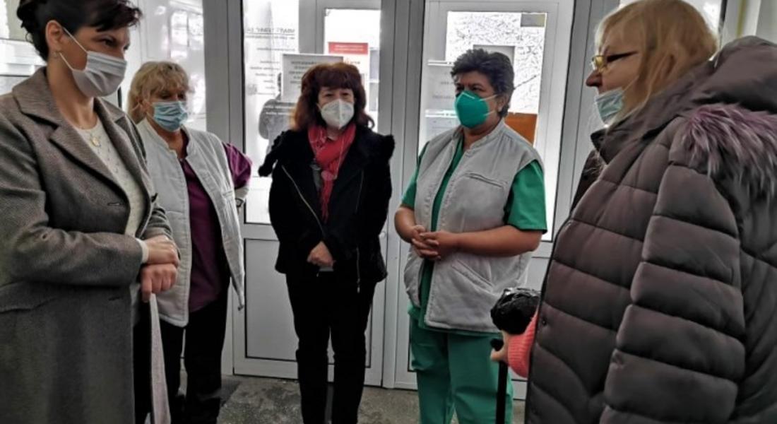 Д-р Даниела Дариткова направи дарение за болницата в Девин