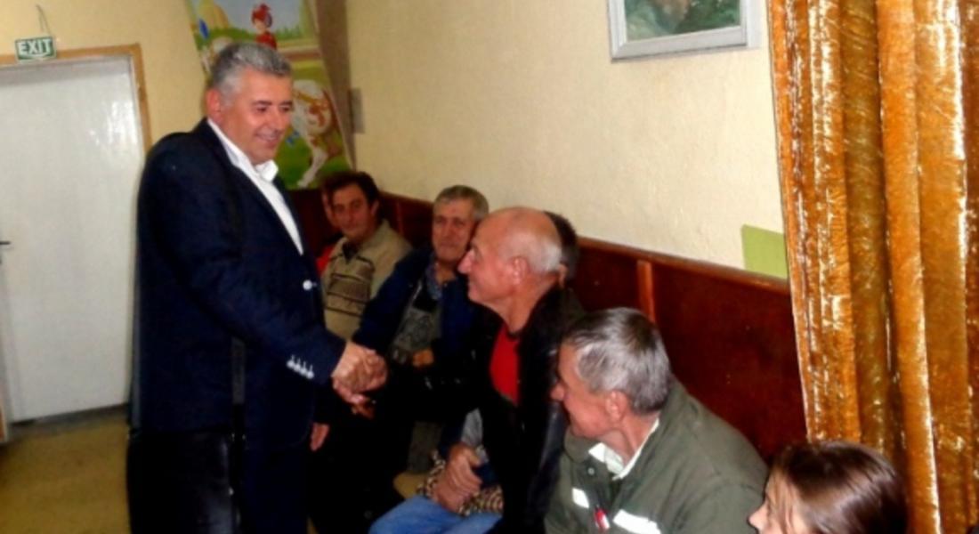 Жителите на Могилица поискаха от Стефан Сабрутев социален патронаж за самотни възрастни хора