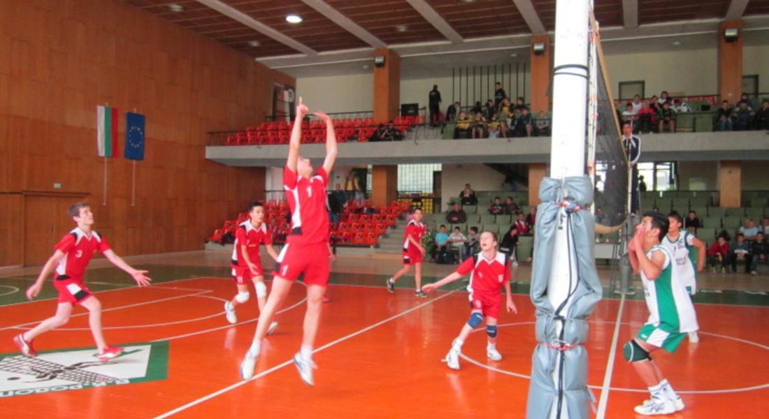 Отборът на СОУ „П. Р. Славейков” – Кърджали стана шампион по волейбол при момчетата 5-7 клас