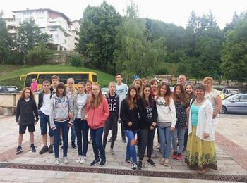 Двадесет младежи от побратимения Кишпещ пристигнаха на младежки обмен в Смолян