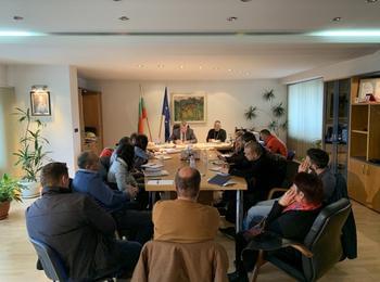  Областният управител на Смолян проведе работна среща във връзка с изпълнението на водния проект на областния град