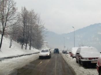 Нормализира се пътната обстановка в Смолян и региона, нови валежи от сняг утре сутрин