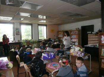 Детски отдел на библиотеката организира весел празник за първокласниците в Смилян