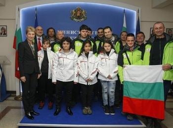 Спортният министър пожела успех на българските участници в Световните зимни игри