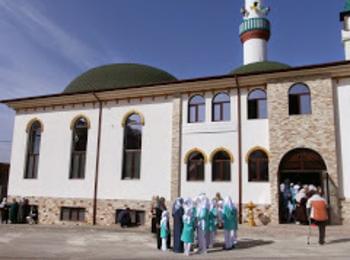  Главният Мюфтия д-р Мустафа Хаджи откри новопостроената джамия в с.Късак  