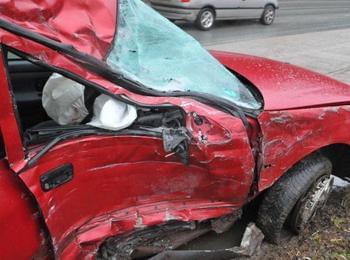 Баща и дъщеря тежко пострадаха в катастрофа на пътя Асеноград - Пловдив