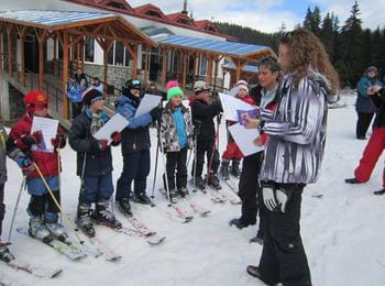 Над 450 деца пак ще се учат да карат ски