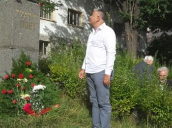 Почетоха паметта на родопските герои Кирил Маджаров и Братан Шукеров