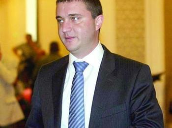 Владислав Горанов: Управляващите превръщат политическата нестабилност във финансова нестабилност