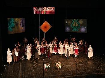Ансамбъл „Родопа” покори публиката с концерта си „Посрещни Коледа с нас”