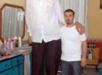 Най-високият човек на планетата - 247 сантиметра 
