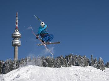 С много игри и различни забавления отбелязват Световния ден на снега в Пампорово