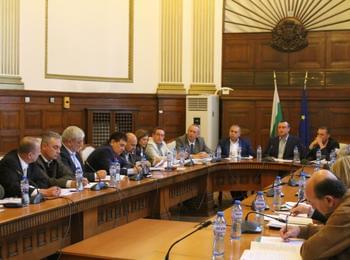 Андриян Петров участва в заседание на работна група за действия по ограничаване на щетите върху иглолистните гори