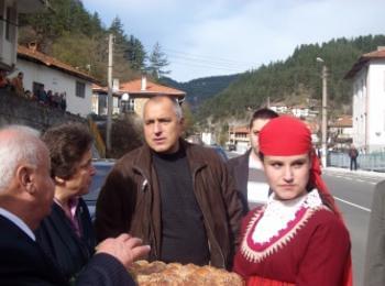 Борисов учи кметовете как да не крадат от европарите