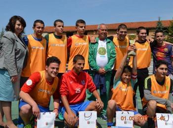 Общински турнир по футбол на малки врати се проведе в чепеларското село Павелско