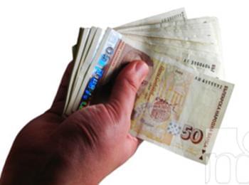 Всеки втори българин не знае за какво да харчи семейните пари
