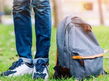 МОН ограничава тежестта на ученическите чанти