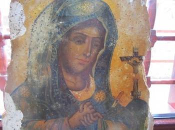 В Златоград: Богородица със забит в сърцето нож