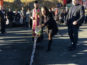  Министър Лиляна Павлова откри обновените пътища, свързващи Родопите през проходите „Пампорово“ и „Превала“