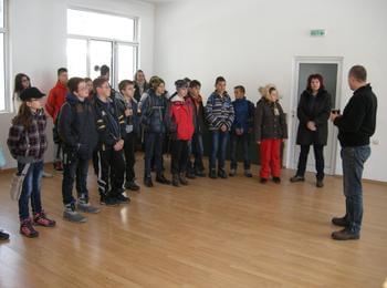 Група ученици гостуваха на полицейски служители от РУП – Смолян