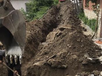  Започна подмяната на водопроводи в община Доспат