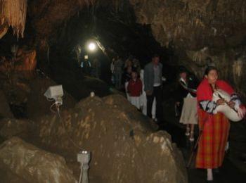 Над 360 сватби са сключени в Ягодинската пещера 