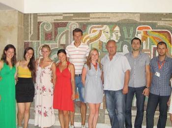 Мелемов и заместникът му обсъдиха туризма с чуждестранни студенти