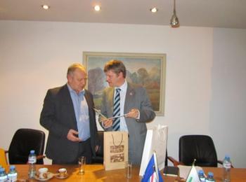 Посланикът на Великобритания благодари с писмо на кмета Николай Мелемов