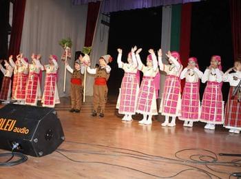 Талантите от ДГ „Радост” се завърнаха с първо място от Националния фолклорен конкурс „Орфеево изворче