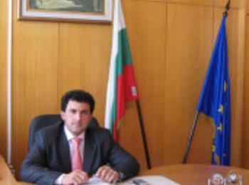 Кметът Янчев подписа договор за финансиране изграждането на крайбрежна стена на река Върбица в Златоград