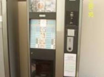 Паркинг и кафе автоматите, детските клатушки с касови апарати от 1 ноември