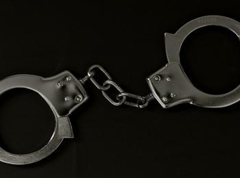 Арестуваха  41-годишен смолянчанин за хулигански прояви