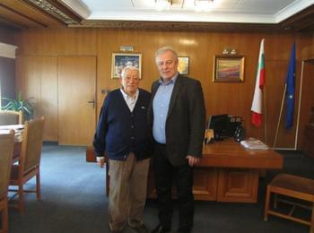 Архонтът на Вселенската патриаршия Димитър Атанасов се срещна с кмета Николай Мелемов