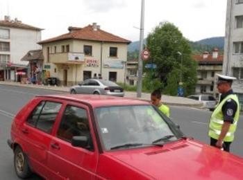 Пътна полиция и БЧК  учат децата на пътна безопасност