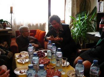 Кметът Дора Янкова поздрави 100-годишната баба Вангелина