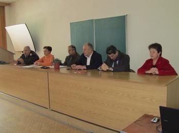 Кметът Николай Мелемов връчи договорите на 17 доброволци от община Смолян