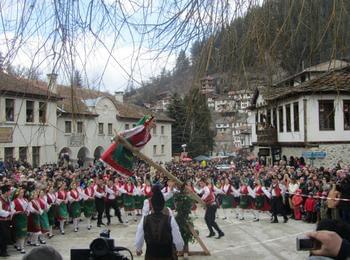 Традиционния Песпонеделник ще се проведе утре в Широка лъка, очакват над 5 000 гости в селото