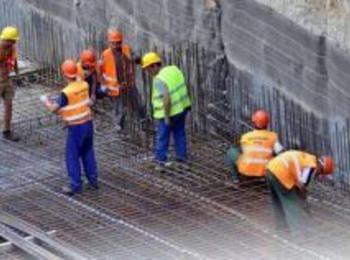 НАП проверява осигуряват ли строителните работници по обектите в страната