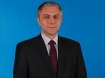 Мустафа Карадайъ: Предложеният от държавния глава референдум е чисто лицемерие