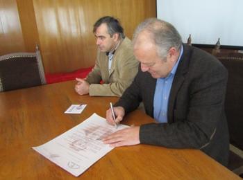 Кметът Николай Мелемов подписа Кодекса на Апостола