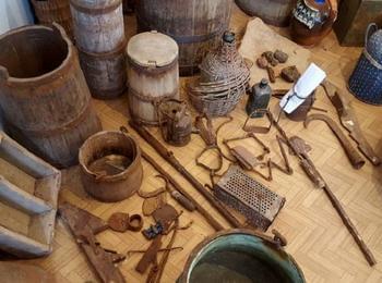 Безработен учител направи музей в Златоградско 