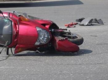 Мотопедист пострада при пътен инцидент
