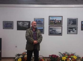 Юбилейна фотоизложба на Сашо Сарандалиев „40 от 60” беше открита в КДК –Смолян
