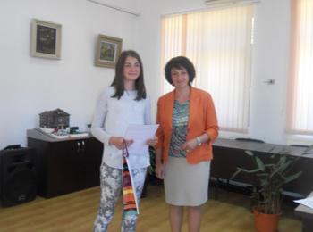 Талантливи чепеларски деца спечелиха награди и грамоти от конкурса „Слънчевите руни в българските носии и тъкани”