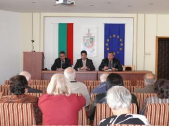 Ръководството на ОД МВР–Смолян и РУП се срещна с председателите на пенсионерските клубове и председателите на съюзите на хората с увреждания от града